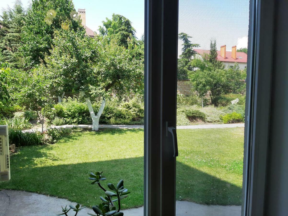 Звёздный Hotel Odessza Kültér fotó