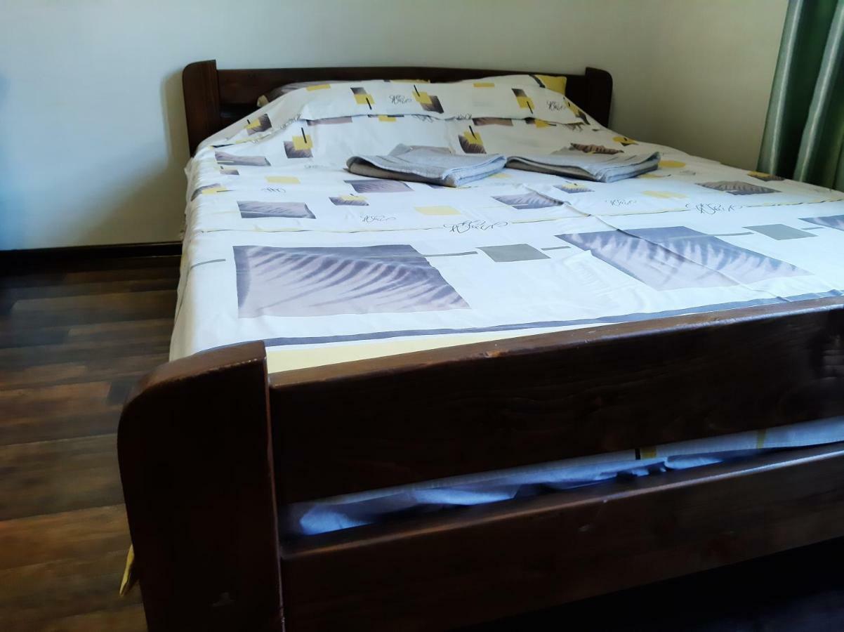 Звёздный Hotel Odessza Kültér fotó