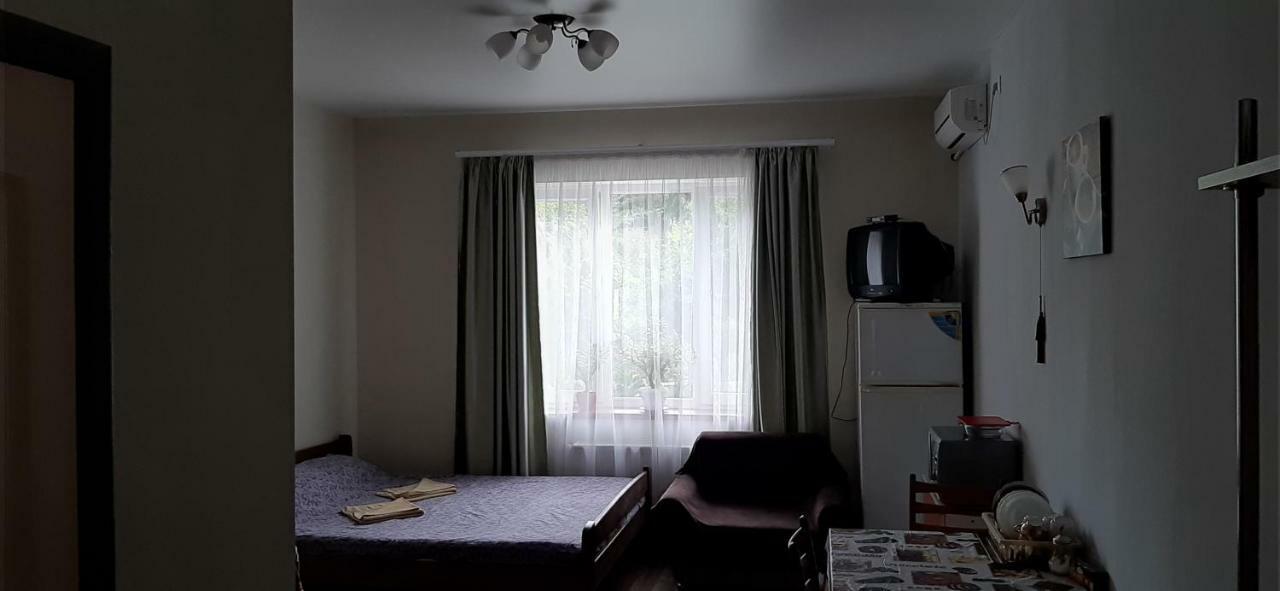 Звёздный Hotel Odessza Kültér fotó